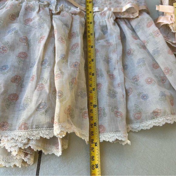Vintage Jr. Station Charming two piece, Cream Floral Dress Jr. Size 7 - Picture 9 of 12